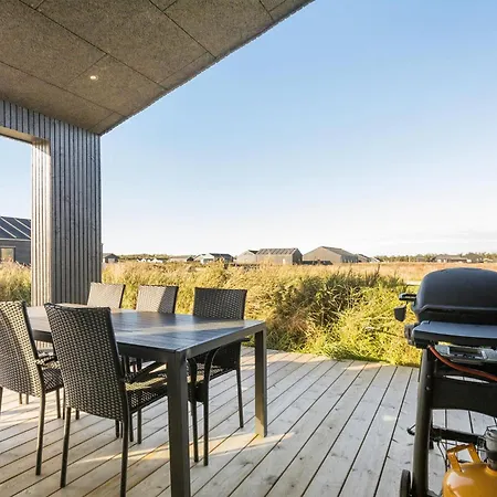 Beautiful In With Sauna 別荘 Løkken